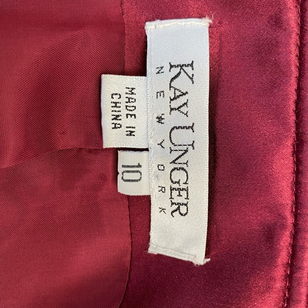 Vintage Kay Unger New York 
2-piece skirt set Size 10
100% wool - Lined - Picture 3 of 13